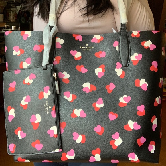 Authentic Kate spade Colorblock leather Hearts prints large Tote/Wristlet - Picture 3 of 16